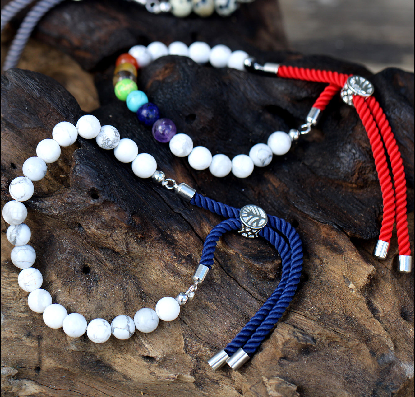 Aromatherapy Essential Oil Diffuser Bracelet - Howlite & Lava bead gemstone  beaded bracelet - Kodes